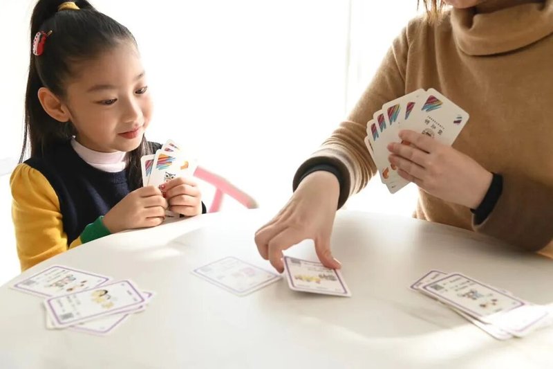 妈妈和孩子对战实拍